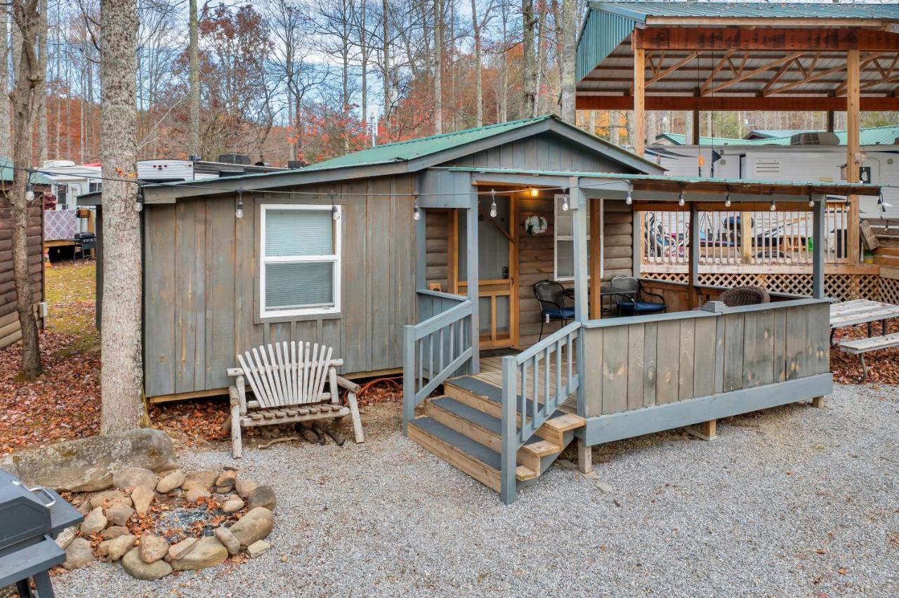 Arrow Creek Camp And Cabins Гатлинбург Экстерьер фото